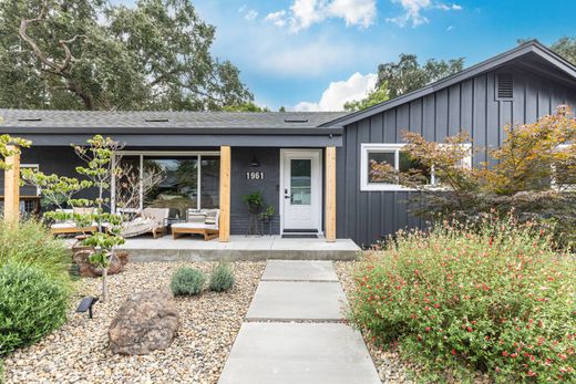 Vrijstaand huis in Napa, Napa County