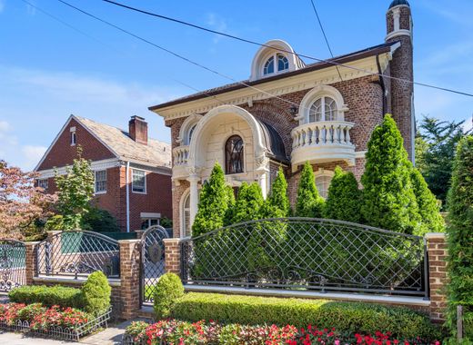 Maison de luxe à Forest Hills, Comté de Queens