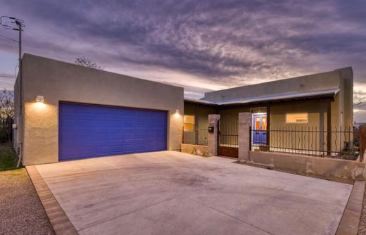 Detached House in Tucson, Pima County