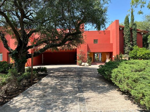 Einfamilienhaus in Santiago de Querétaro, Querétaro