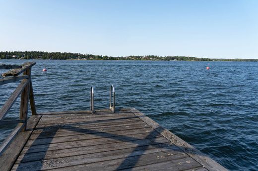 Αγροτεμάχιο σε Österåker, Vingåkers Kommun