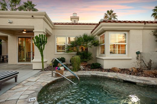 Semidetached House in La Quinta, Riverside County