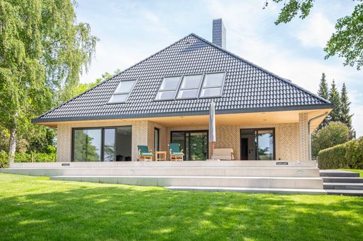 Μονοκατοικία σε Laatzen, Lower Saxony