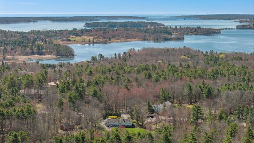 Detached House in Falmouth, Cumberland County