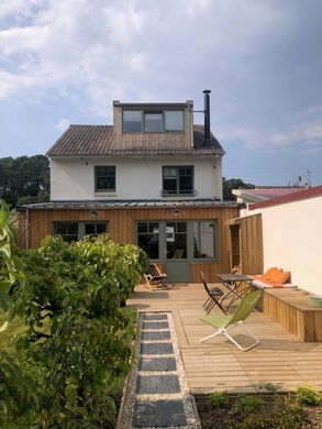 Detached House in Cucq, Pas-de-Calais