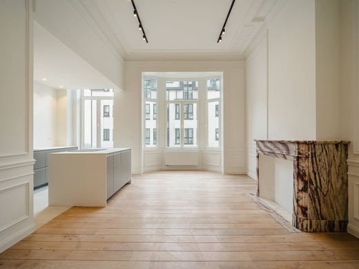 Apartment in Ixelles-Elsene, Brussels Capital Region