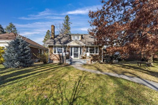 Detached House in Spokane, Spokane County