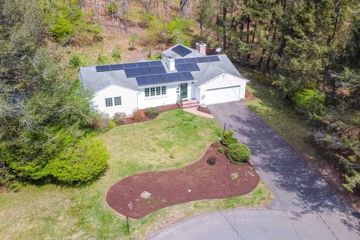 Einfamilienhaus in Cheshire, New Haven County