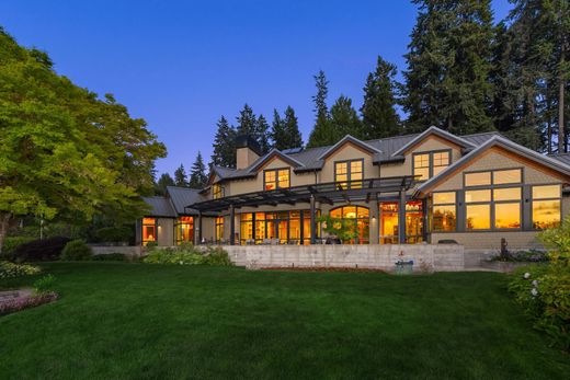 Luxury home in Bainbridge Island, Kitsap County