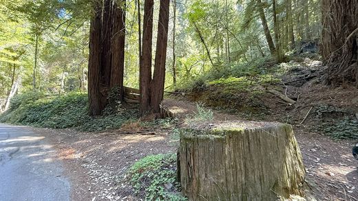 Grond in Los Gatos, Santa Clara County