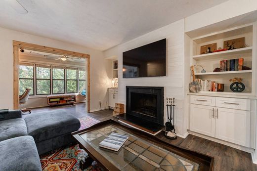 Квартира, Roswell, Fulton County