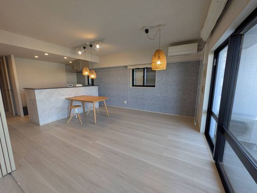 Apartment in Tomigusuku, Tomigusuku-shi