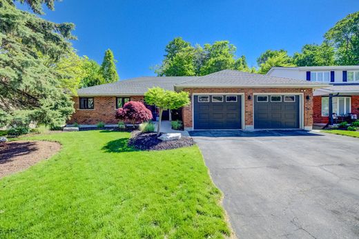 Detached House in Waterloo, Ontario