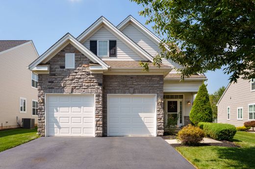 Detached House in Monroe Township, Middlesex County