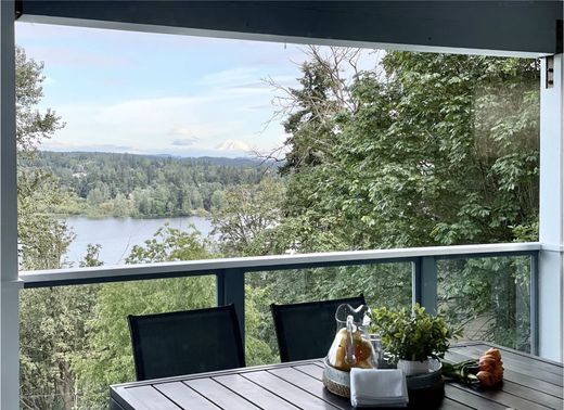 بيت مستقل ﻓﻲ Kirkland, King County