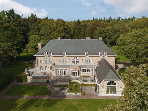 Casa Unifamiliare a Kalmthout, Provincie Antwerpen