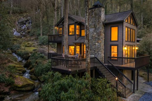 Detached House in Highlands, Macon County