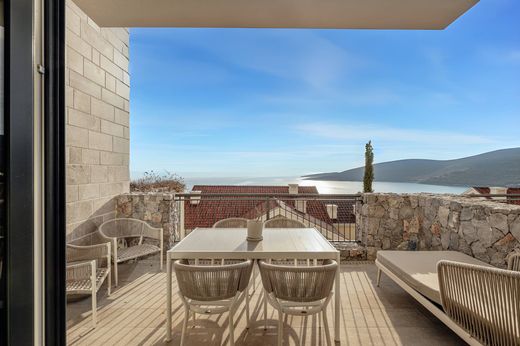 Detached House in Tivat