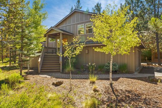Luxury home in Sunriver, Deschutes County