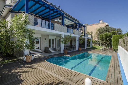 Einfamilienhaus in Barcelona, Provinz Barcelona