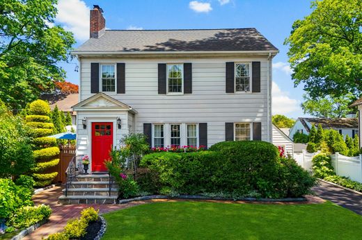 Detached House in New Rochelle, Westchester County