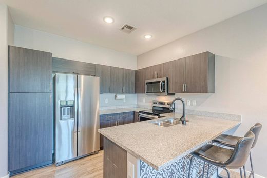 بيت مستقل ﻓﻲ فينيكس، أريزونا, Maricopa County