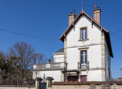 Detached House in Dijon, Cote d'Or
