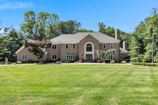 Detached House in Colts Neck, Monmouth County