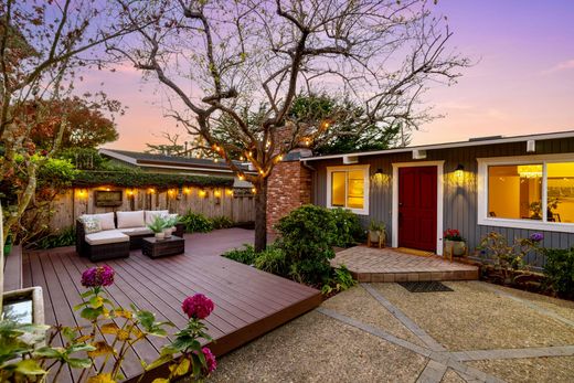 Pacific Grove, Monterey Countyの一戸建て住宅
