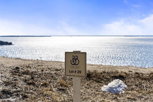 Land in East River Point, Nova Scotia