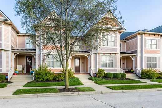 Stadswoning in Carmel, Hamilton County