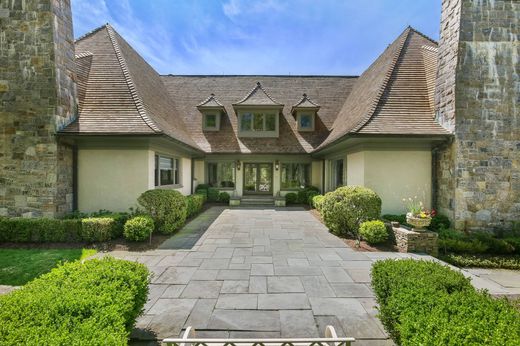 Detached House in Greenwich, Fairfield County