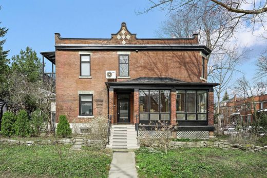 Detached House in Westmount, City of Montréal