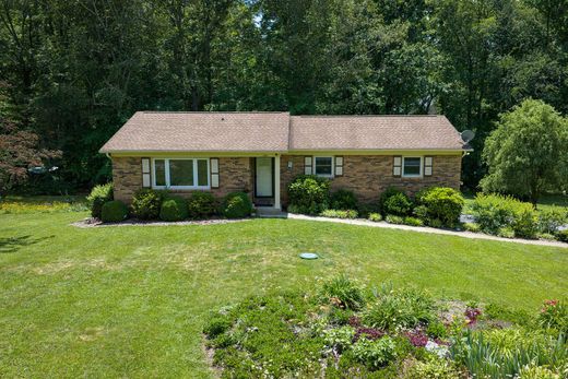 Casa Unifamiliare a Hendersonville, Henderson County