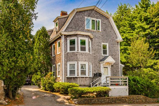 Apartment in Marblehead, Essex County