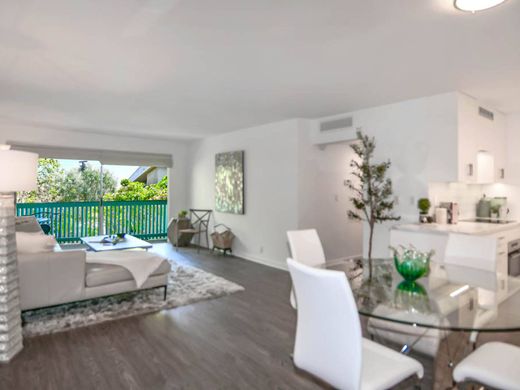 Apartment in Long Beach, Los Angeles County