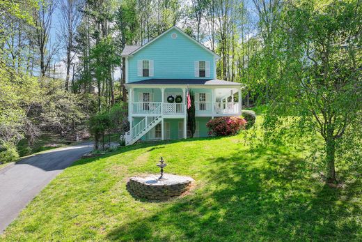 Detached House in Asheville, Buncombe County
