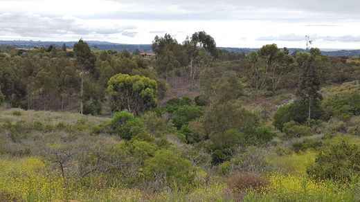 Grond in Encinitas, San Diego County