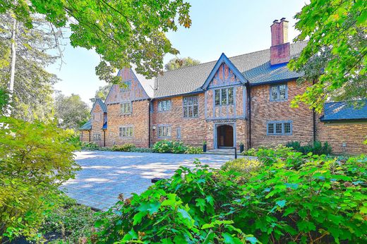 Detached House in Toronto, Ontario