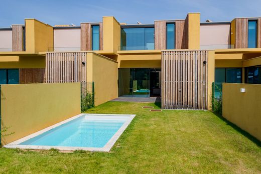 ローレ, Louléの一戸建て住宅