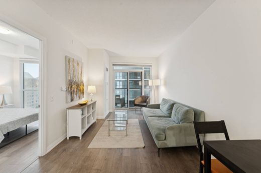 Apartment in Mississauga, Ontario