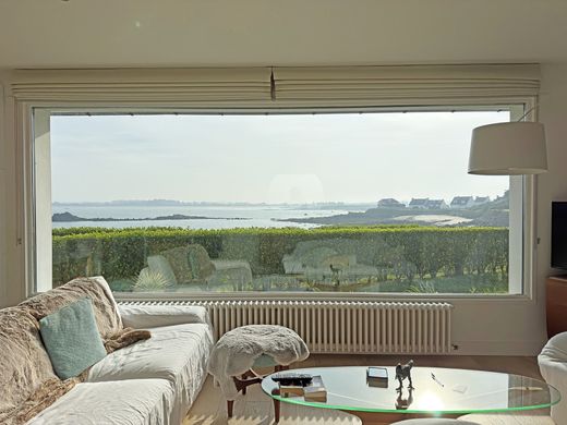 Detached House in Sibiril, Finistère