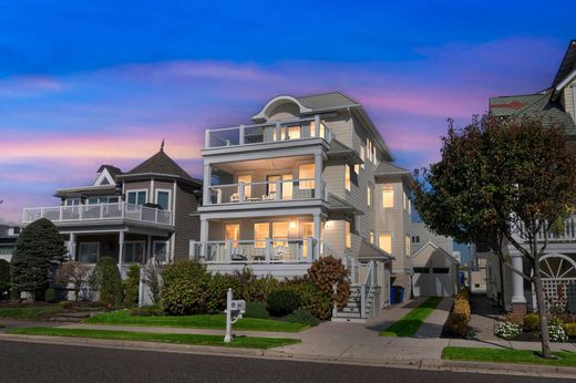 Detached House in Longport, Atlantic County