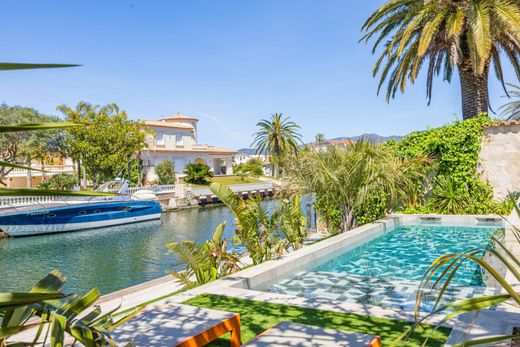 Chalet Pareado en Empuriabrava, Provincia de Girona