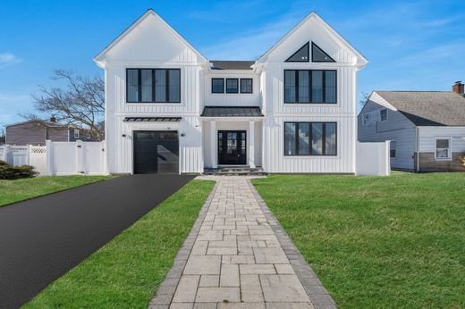 Einfamilienhaus in Levittown, Nassau County