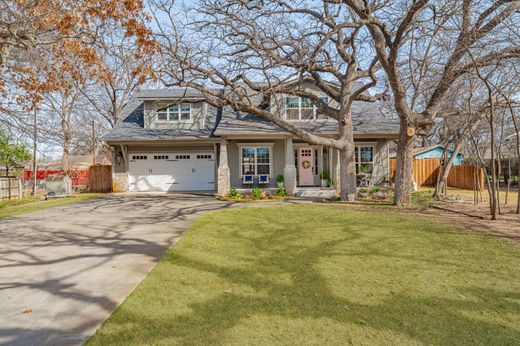Detached House in Graham, Young County