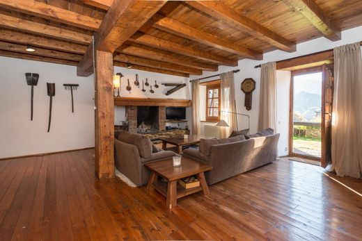 Detached House in Ordino