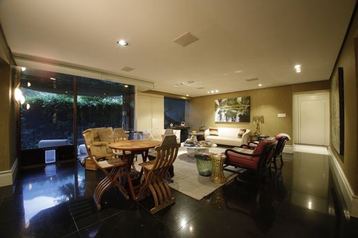 Dom jednorodzinny w San Pedro Garza García, Nuevo León