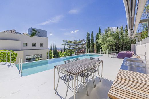 Частный Дом, Барселона, Província de Barcelona