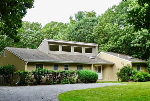 Detached House in East Hampton, Suffolk County
